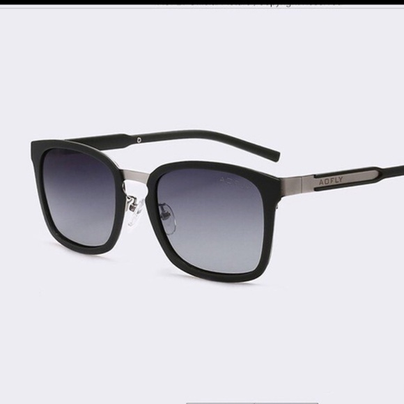 Men's Sunglasses​ - Picture 1 of 2